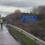 Conductora fallece al perder el control de vehículo y caer al río en Puente El Burro en Frutillar